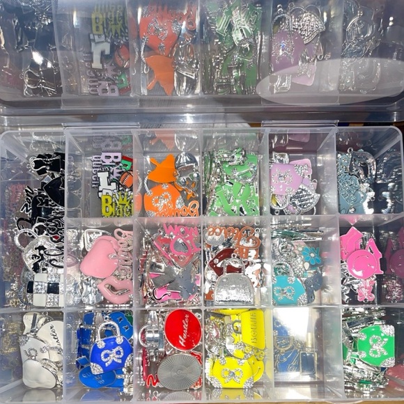 CHARMS - Picture 4 of 4